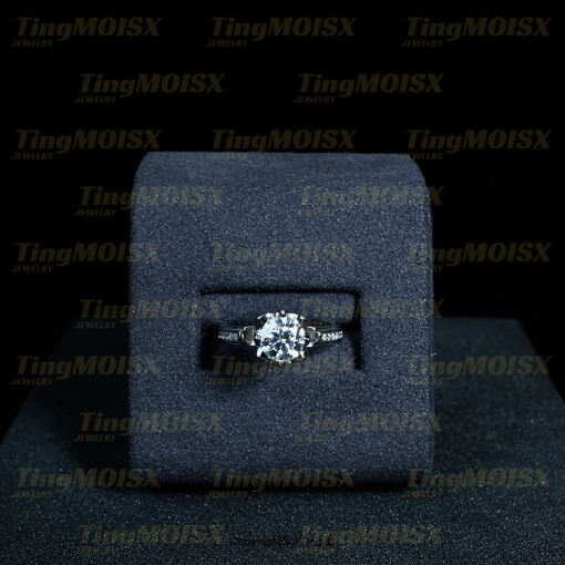 Nhẫn nữ moissanite NLM011