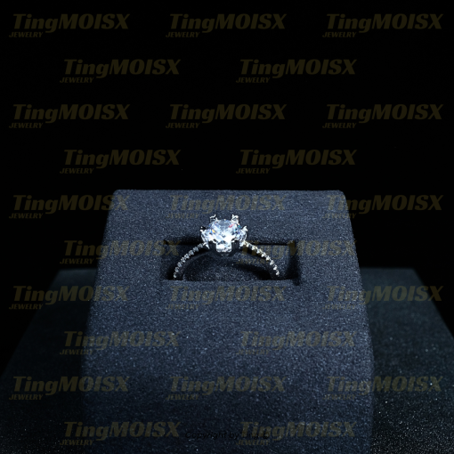 Nhẫn nữ moissanite NLM015